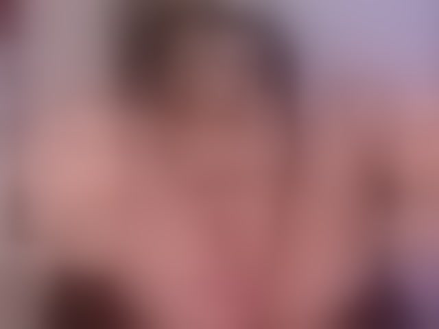 Live sex webcam photo for MelissaMoore #294002426