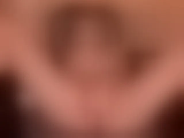 Live sex webcam photo for MelissaMoore #294074845