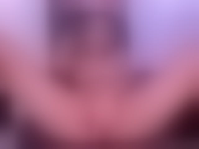 Live sex webcam photo for MelissaMoore #294131256