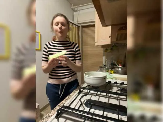 Live sex webcam photo for Melissakiss1 #277666464