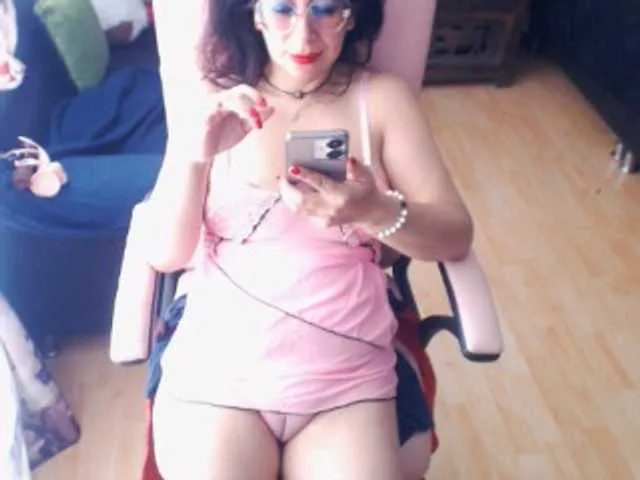 Live sex webcam photo for Melissaw1216 #276501673