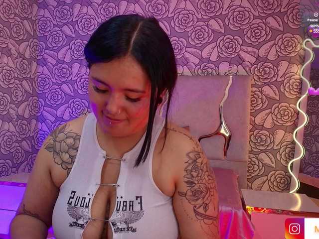 Live sex webcam photo for Mellani-tay #290928897