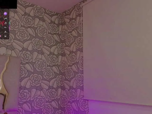 Live sex webcam photo for Mellani-tay #291660659