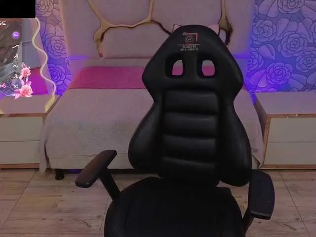 Live sex webcam photo for Mellani-tay #291749656