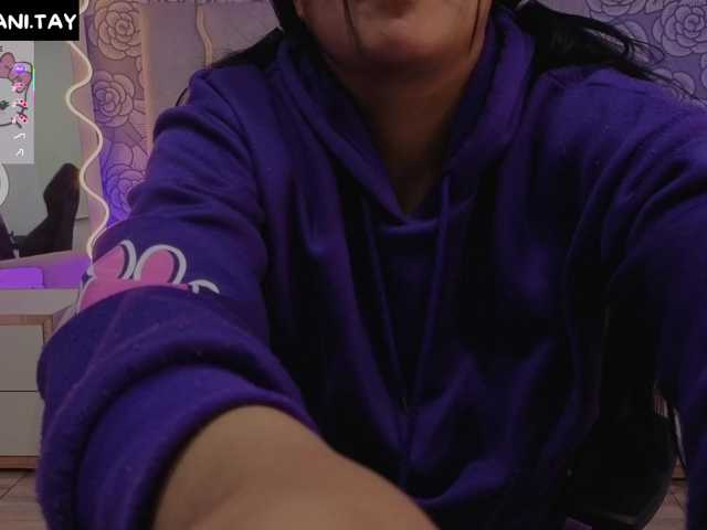 Live sex webcam photo for Mellani-tay #292305568