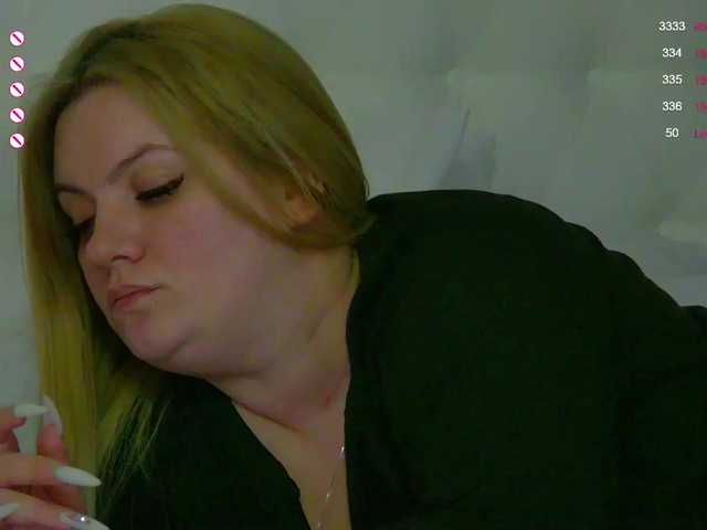 Live sex webcam photo for MellanieBrown #276778059