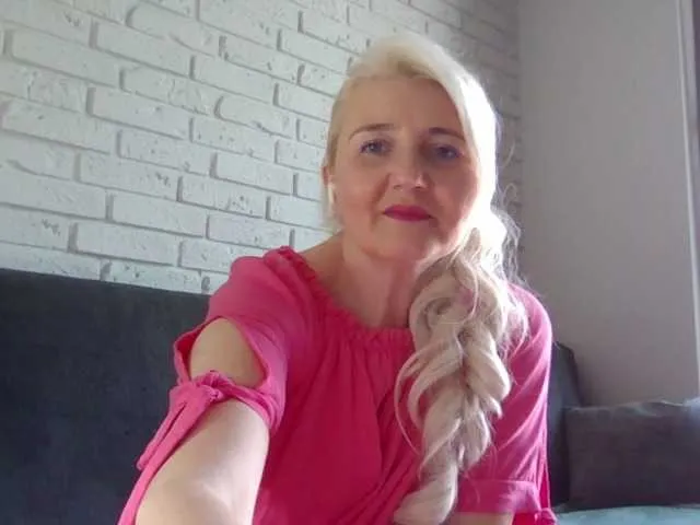 Live sex webcam photo for Mellica #291466597