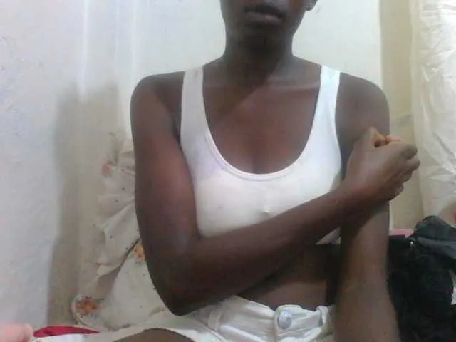 Live sex webcam photo for Melodious-Liz #290281391