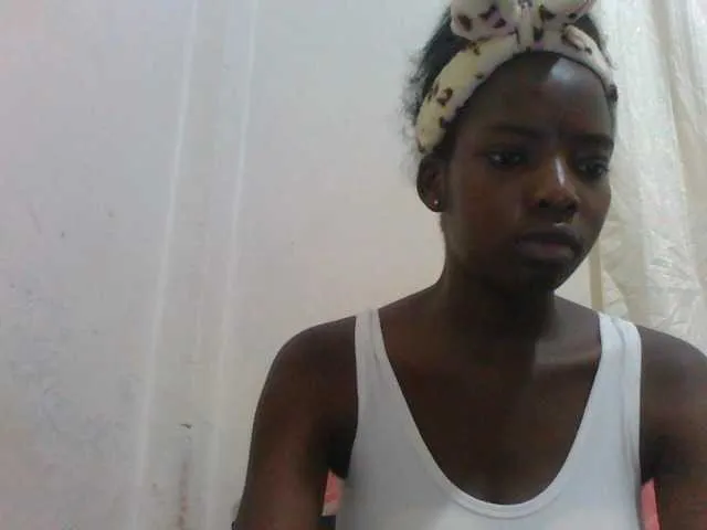 Live sex webcam photo for Melodious-Liz #290440521
