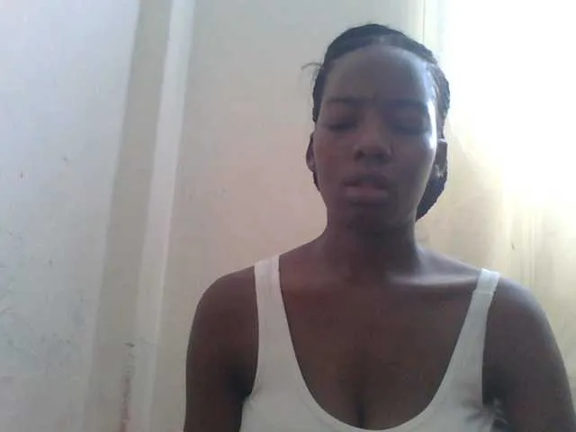 Live sex webcam photo for Melodious-Liz #290471087
