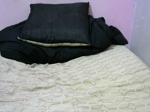 Live sex webcam photo for Melodiusm #272533397