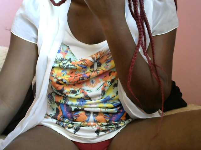 Live sex webcam photo for Melodiusm #272766743