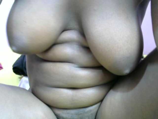 Live sex webcam photo for Melodiusm #273484051