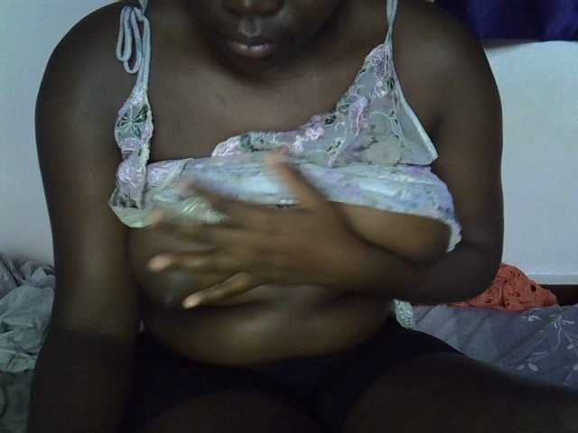 Live sex webcam photo for Melodiusm #276218532