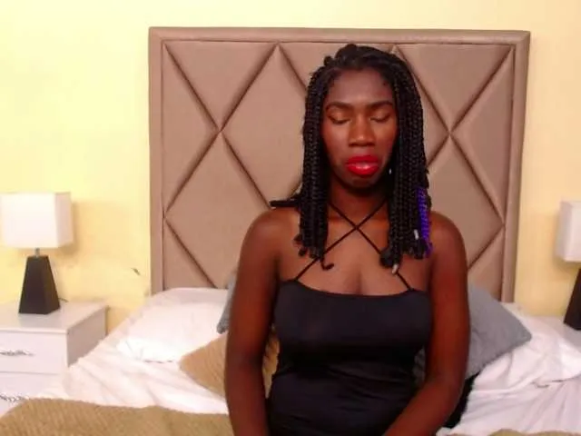 Live sex webcam photo for Melody-Smith #272571161