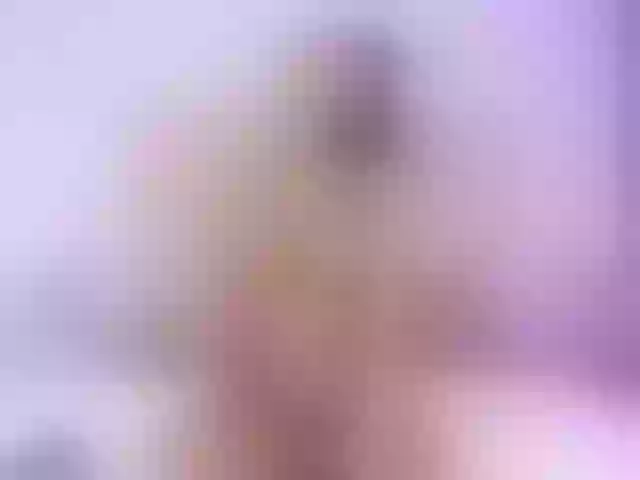 Live sex webcam photo for MelodyCook #276378094