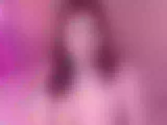 Live sex webcam photo for MelodyGreen #275543640