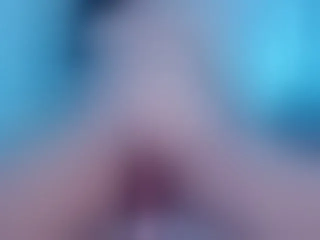 Live sex webcam photo for MelodyGreen #275638432