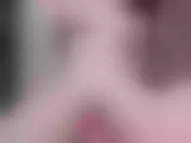 Live sex webcam photo for MelodyGreen #276438579