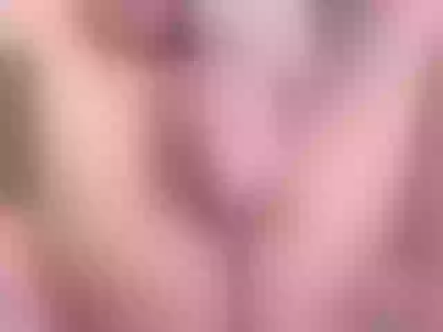 Live sex webcam photo for MelodyGreen #276981198