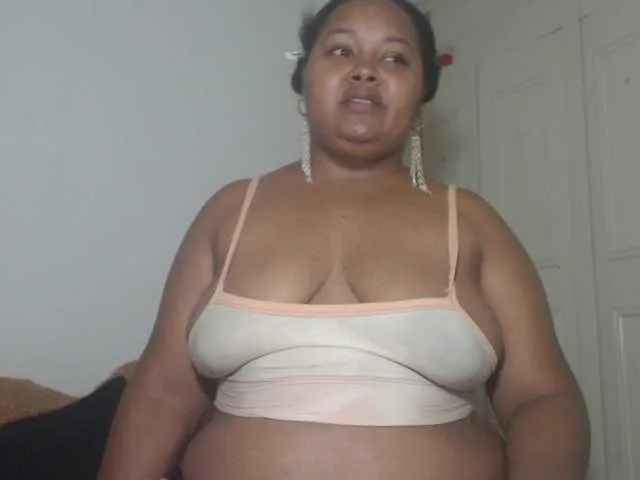 Live sex webcam photo for MelodyHall #291126761
