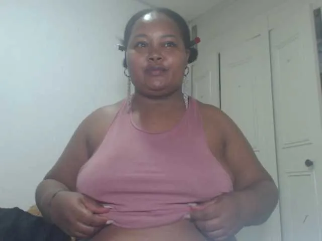 Live sex webcam photo for MelodyHall #291158141