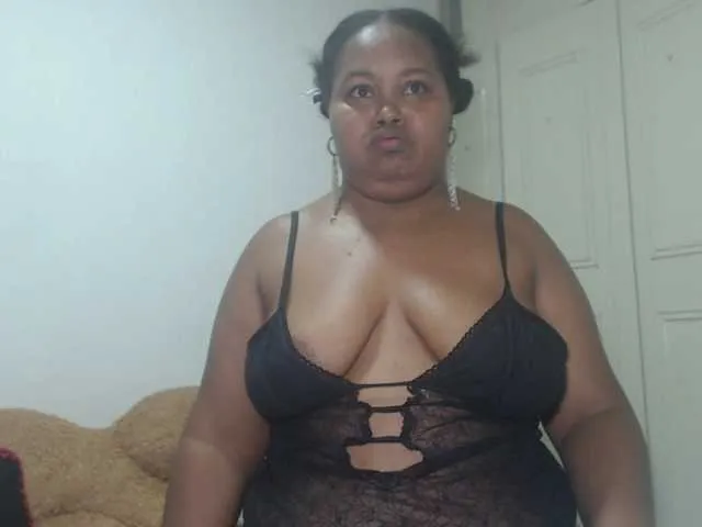 Live sex webcam photo for MelodyHall #291243809