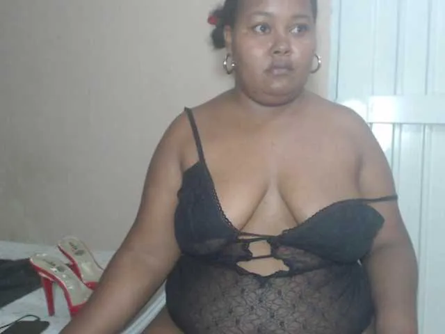 Live sex webcam photo for MelodyHall #291939803