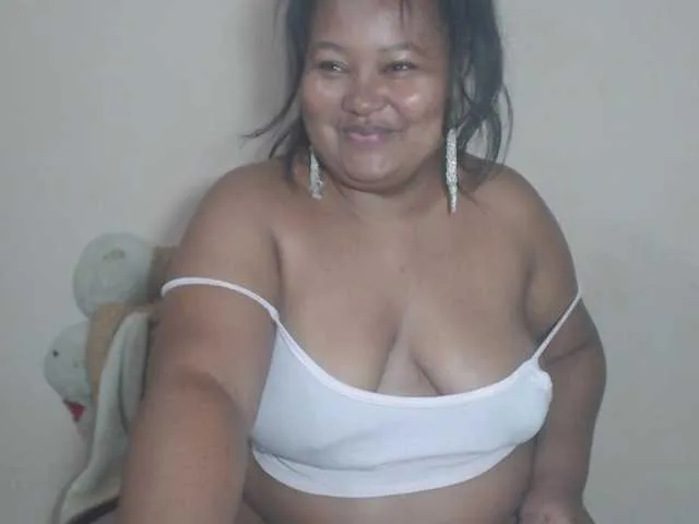 Live sex webcam photo for MelodyHall #292107525