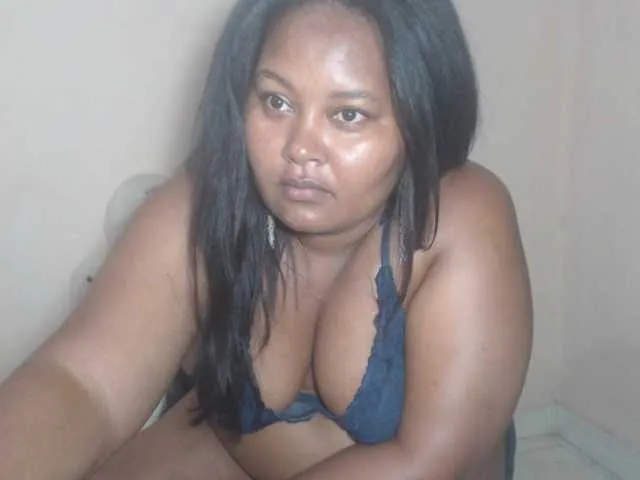Live sex webcam photo for MelodyHall #292120957