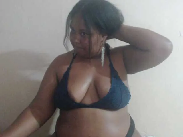 Live sex webcam photo for MelodyHall #292138975