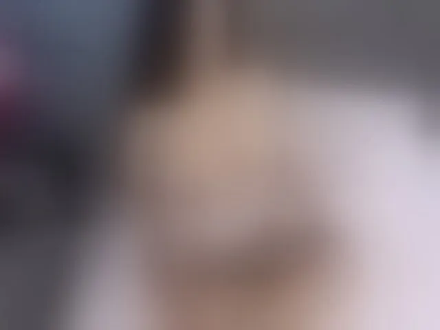 Live sex webcam photo for Melodygirl1 #276958603