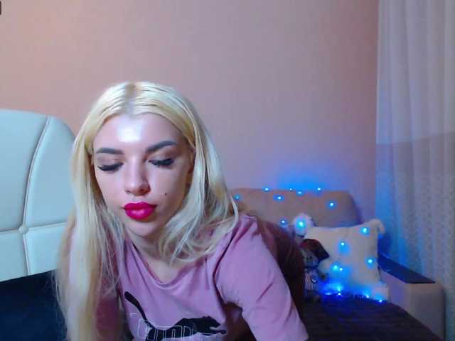 Live sex webcam photo for MelonySpring #271930296