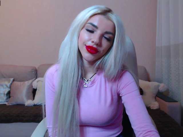Live sex webcam photo for MelonySpring #272457440