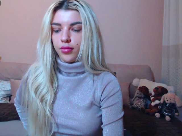 Live sex webcam photo for MelonySpring #272933684