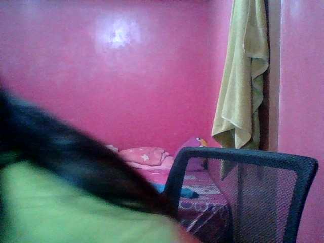 Live sex webcam photo for Mels1988 #277232845