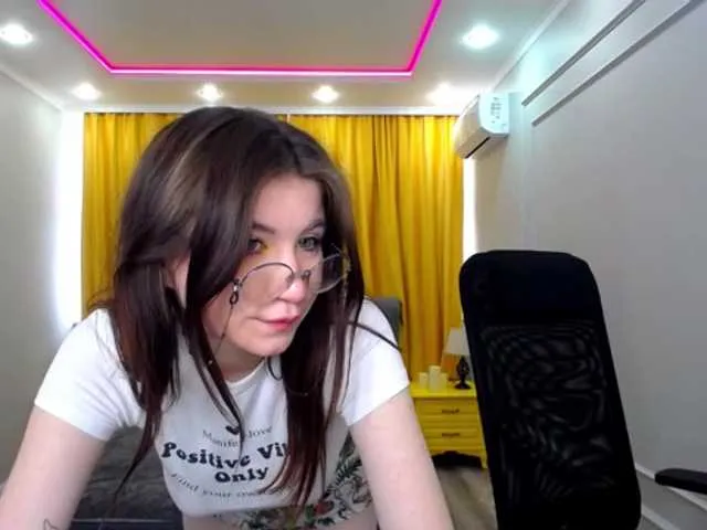 Live sex webcam photo for MeltingTenderness #277655870