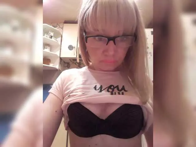 Live sex webcam photo for Meow-WoW #290491989