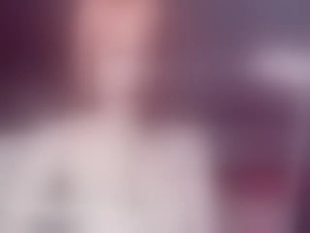 Live sex webcam photo for MeowRoslavaa #293044652