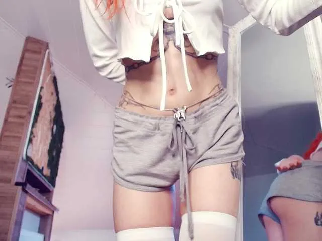 Live sex webcam photo for MeowRoslavaa #293178563