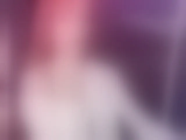 Live sex webcam photo for MeowRoslavaa #293371205