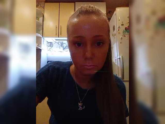 Live sex webcam photo for MeowWow #291854500