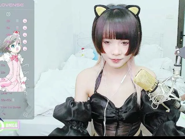 Live sex webcam photo for Meows2 #276784211