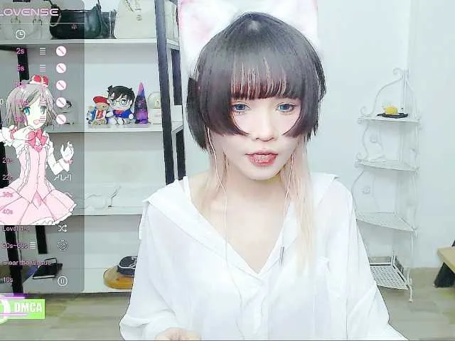 Live sex webcam photo for Meows2 #276852637