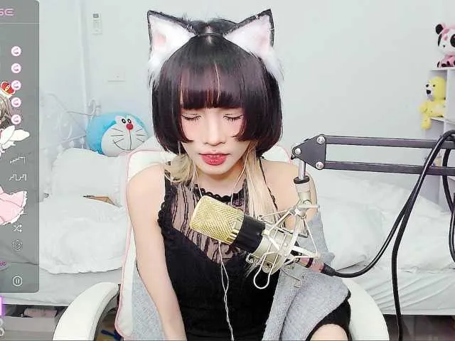 Live sex webcam photo for Meows2 #277154186