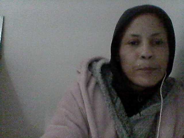 Live sex webcam photo for Mercedes1989 #276139400