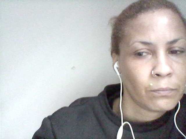 Live sex webcam photo for Mercedes1989 #276176758