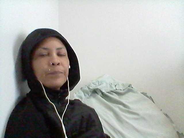 Live sex webcam photo for Mercedes1989 #276260981