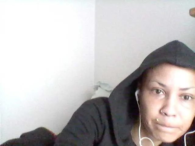 Live sex webcam photo for Mercedes1989 #276291795