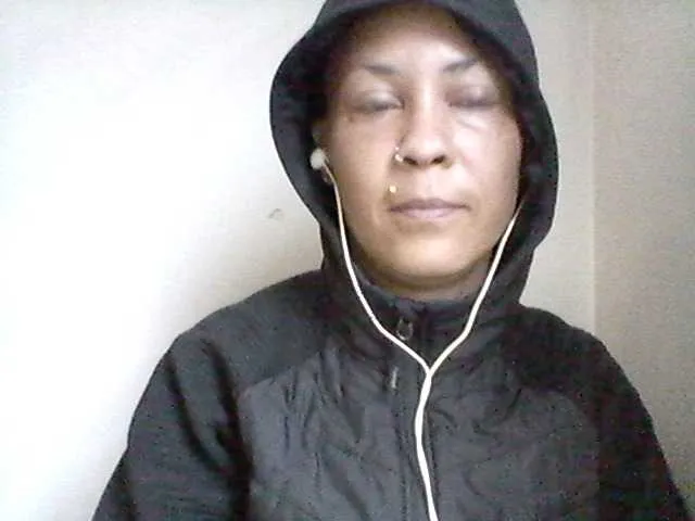 Live sex webcam photo for Mercedes1989 #276465141